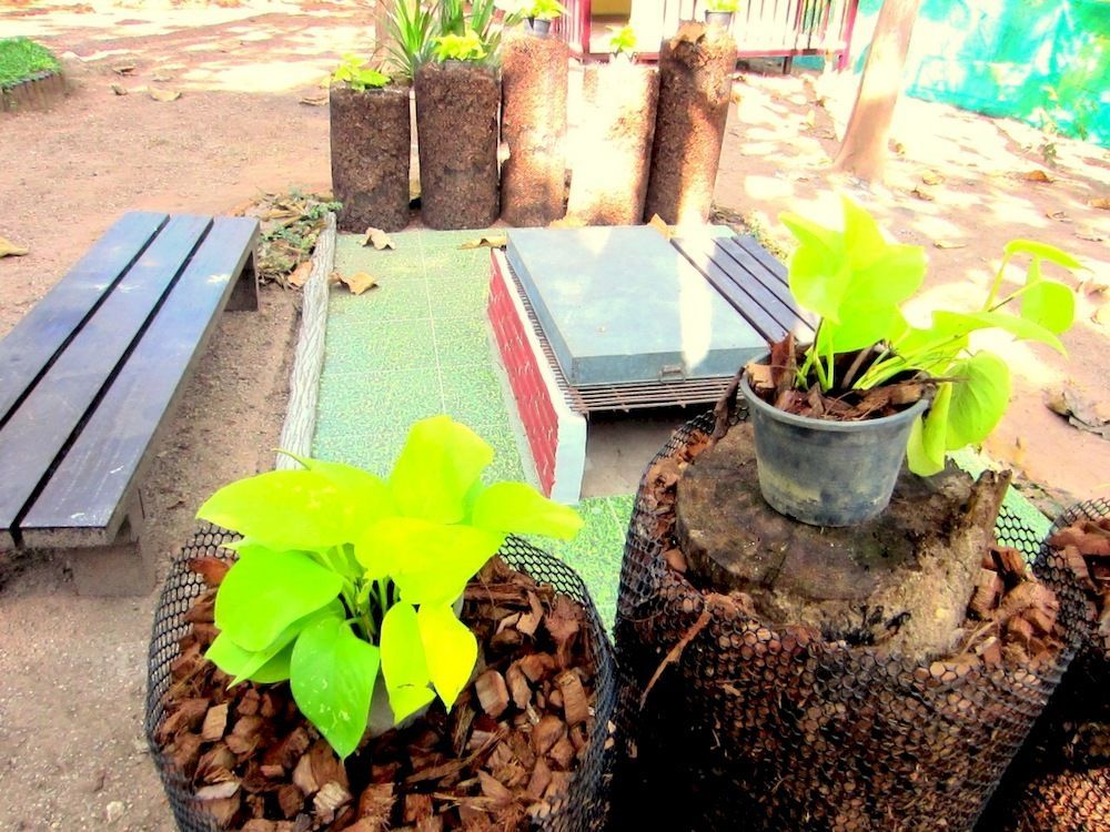 Golden Teak Homestay Mae Rim Buitenkant foto